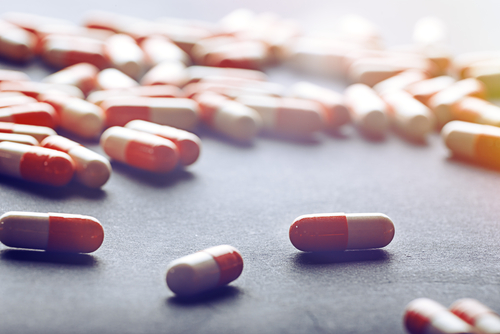 Farmaci: 29 principi attivi perderanno il brevetto nel 2016